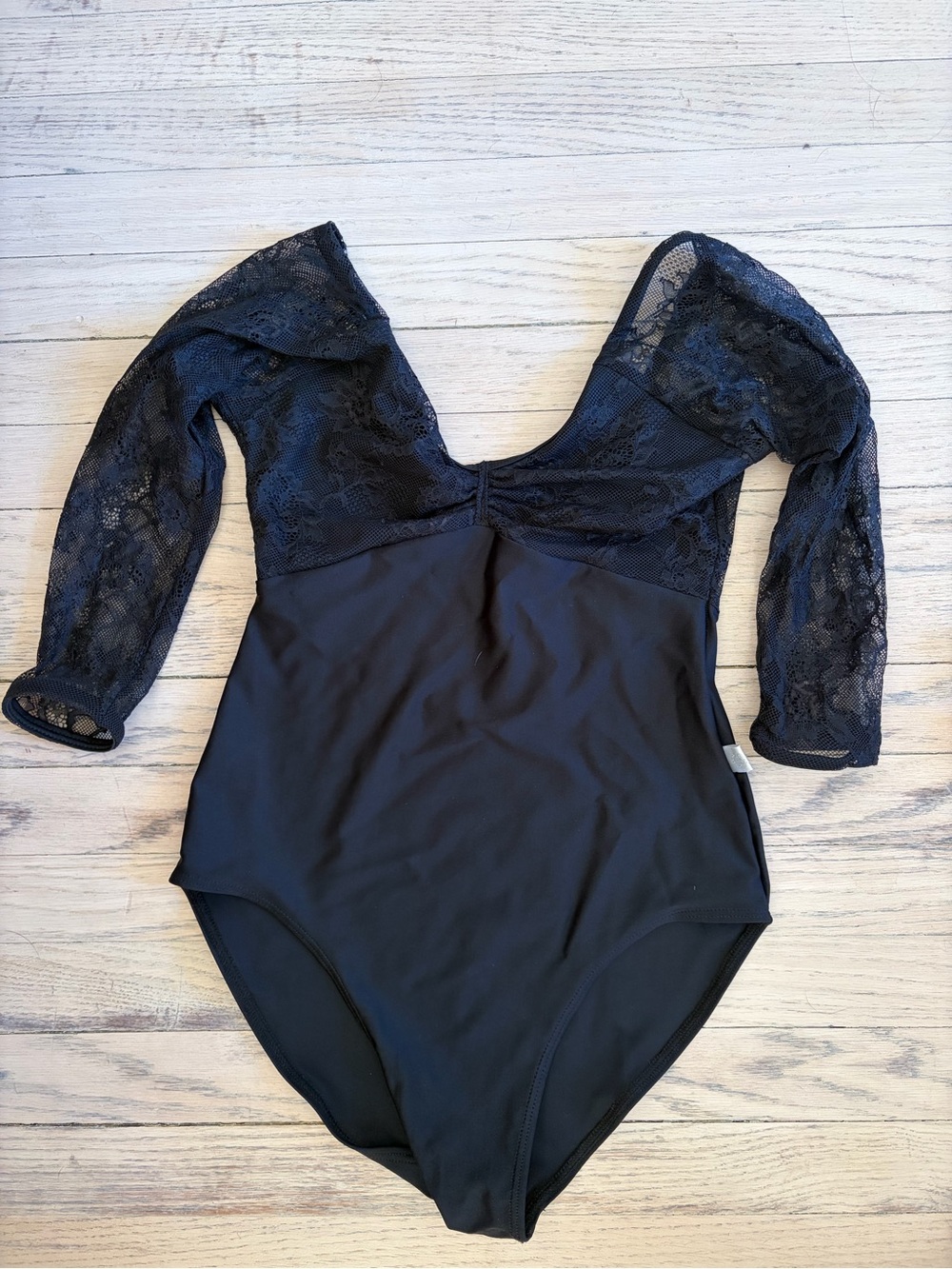 Women's Black Lace-Sleeve Class In Leotard Size Small